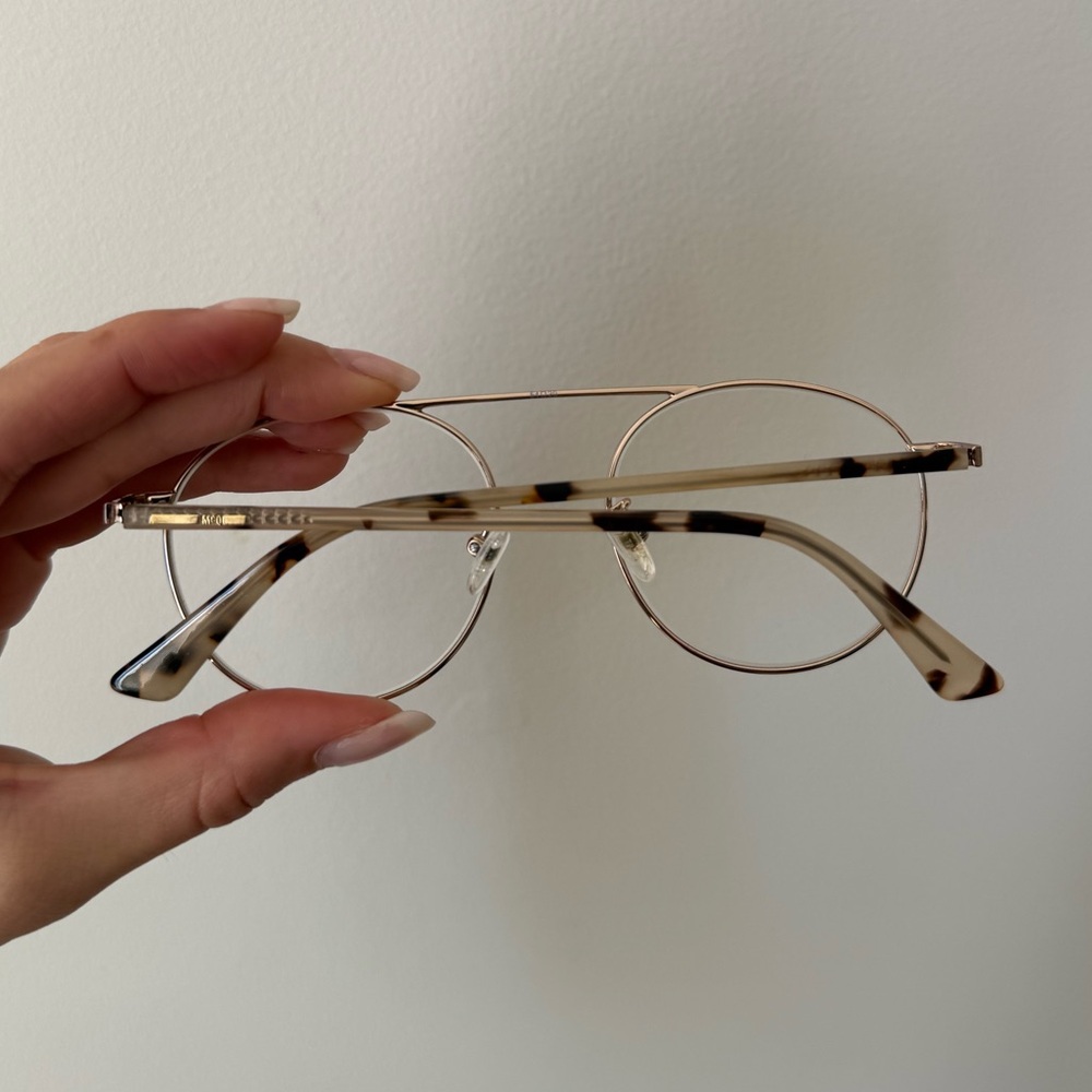 Alexander Mcqueen Tortoiseshell Rose Gold Round Glasses - Picture 2 of 5